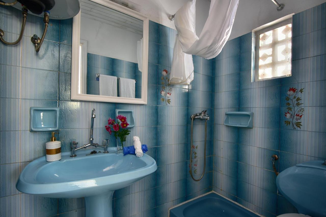 Merlyn Rooms Into The Nature, 100M From The Beach Dafnila Luaran gambar